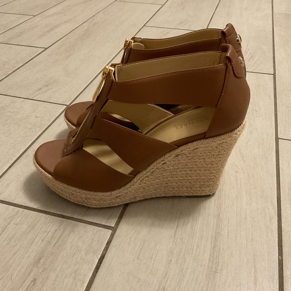 Brown Michael Kohr wedges. C - Picture 7 of 15